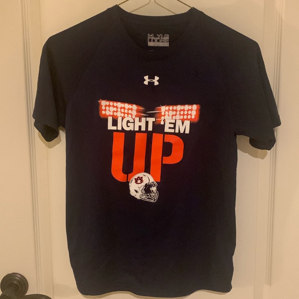 Boys under armor Auburn Tigers shirt size Youth large